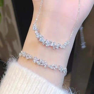 Light Luxury Niche Alloy Cubic Zirconia Pendant Necklace
