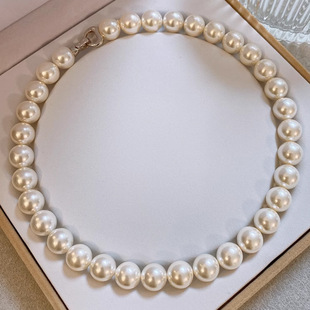 Light Luxury Alloy Pearl Necklace, Wholesale, Gift-Ready