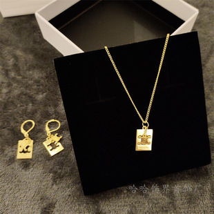 Light Luxury Niche Alloy Openwork Earrings