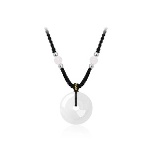 Light Luxury Minimalist Instagram-Style Niche Elegant Alloy Peace Buckle Adjustable Necklace