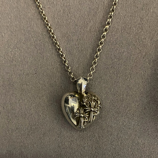 Vintage Statement 925 Sterling Silver Heart Motif Pendant Necklace