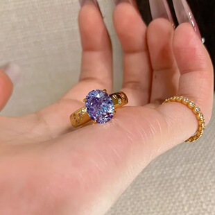 Fashion Exquisite Elegant Alloy Cubic Zirconia Four-Prong Setting Ring