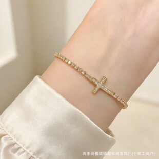 Light Luxury Elegant Office Alloy Cubic Zirconia Fully Paved Cross Motif Adjustable Bracelet