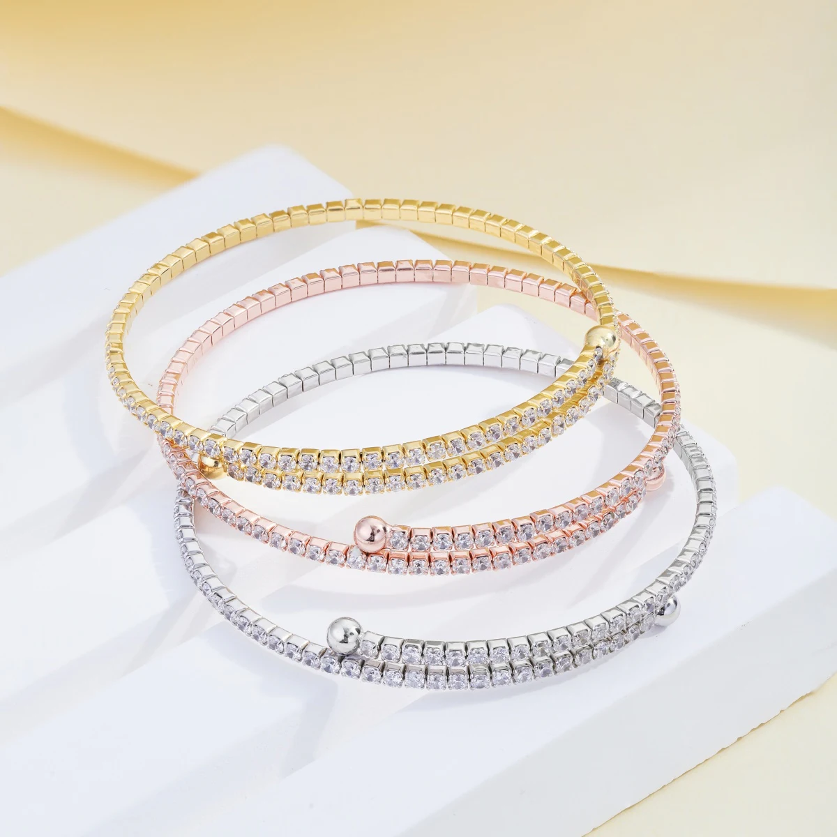 Bangle · DY170017-S-G-WH
